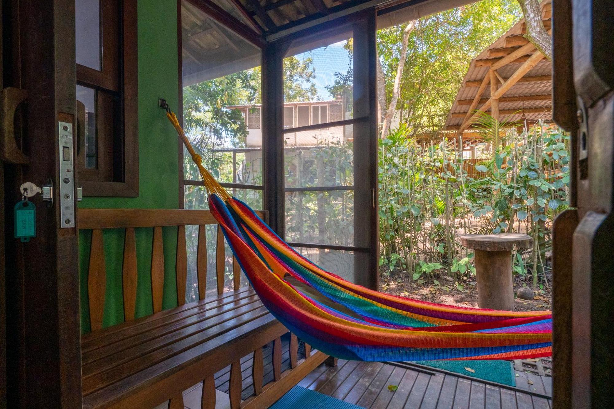 Recanto Dos Passaros Zen Apartamentos Em Meio De Natureza Praia do Forte Exterior foto